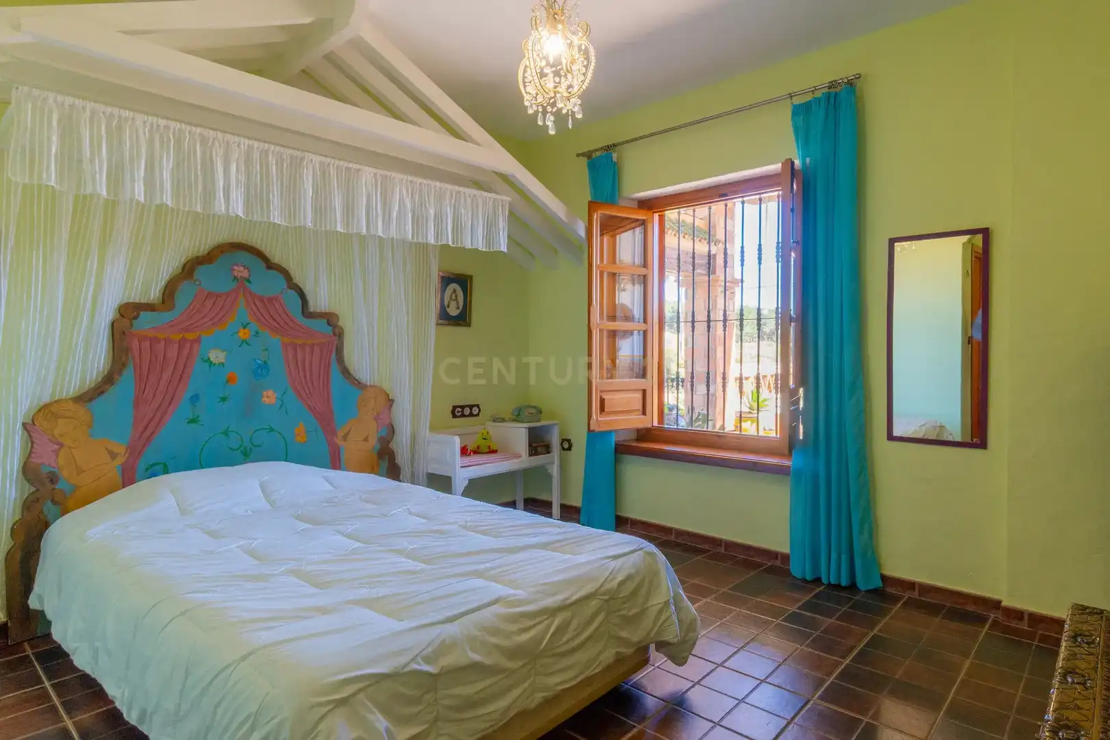 Habitación de Casa o chalet en venta en Torremolinos con Aire acondicionado, Jardín privado y Trastero