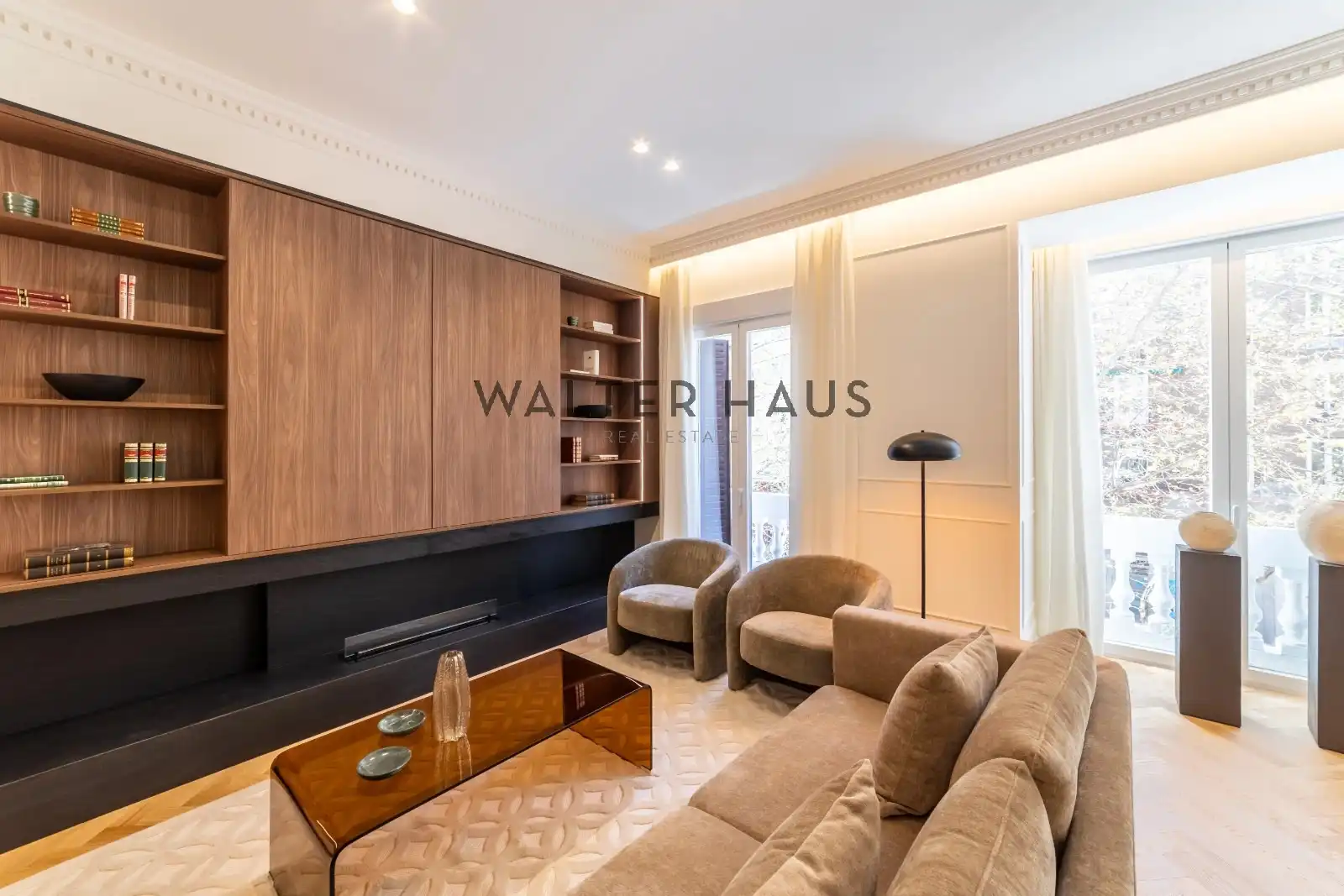 Piso con ascensor en venta en Calle Velázquez