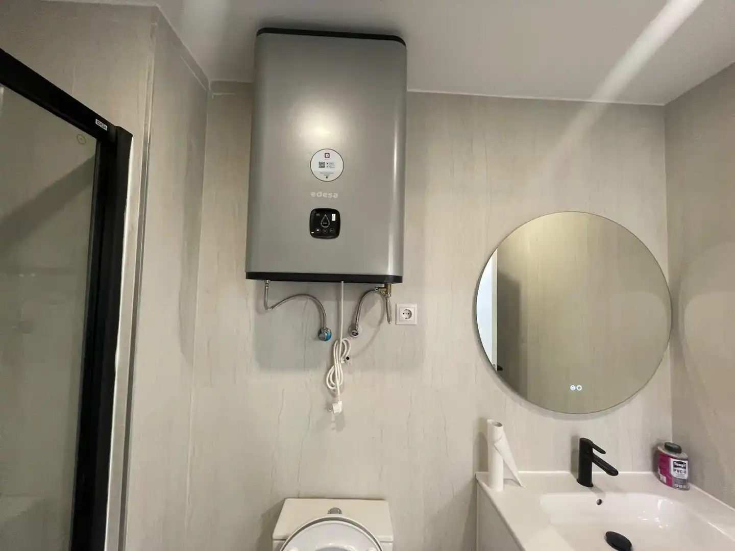 Apartamento en venta en C. de Monseñor Oscar Romero, Madrid, España, Vista Alegre