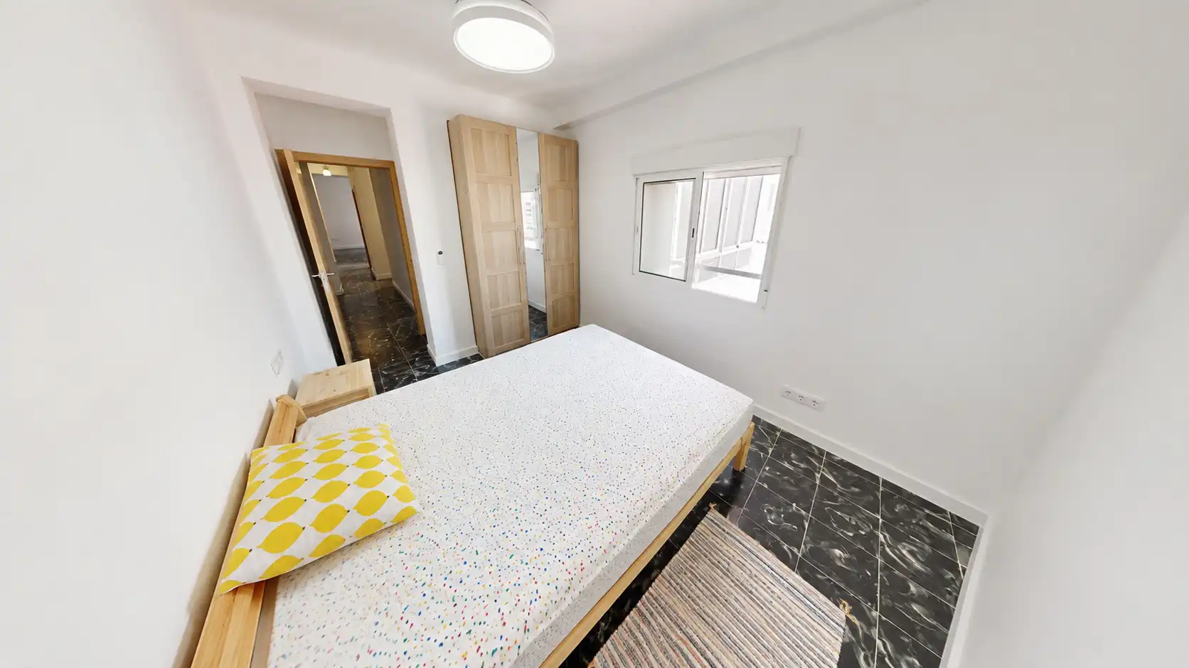 Bedroom of Flat for rent in Alicante / Alacant  with Furnished, Washing machine and TV