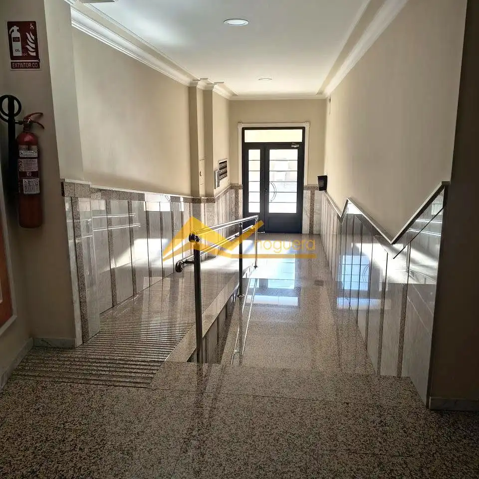 Piso en venta en Linares con Amueblado y Balcón
