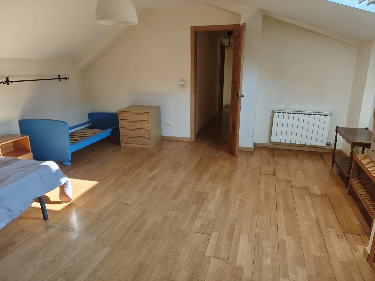 Piso en venta en Arévalo con Calefacción, Terraza y Amueblado
