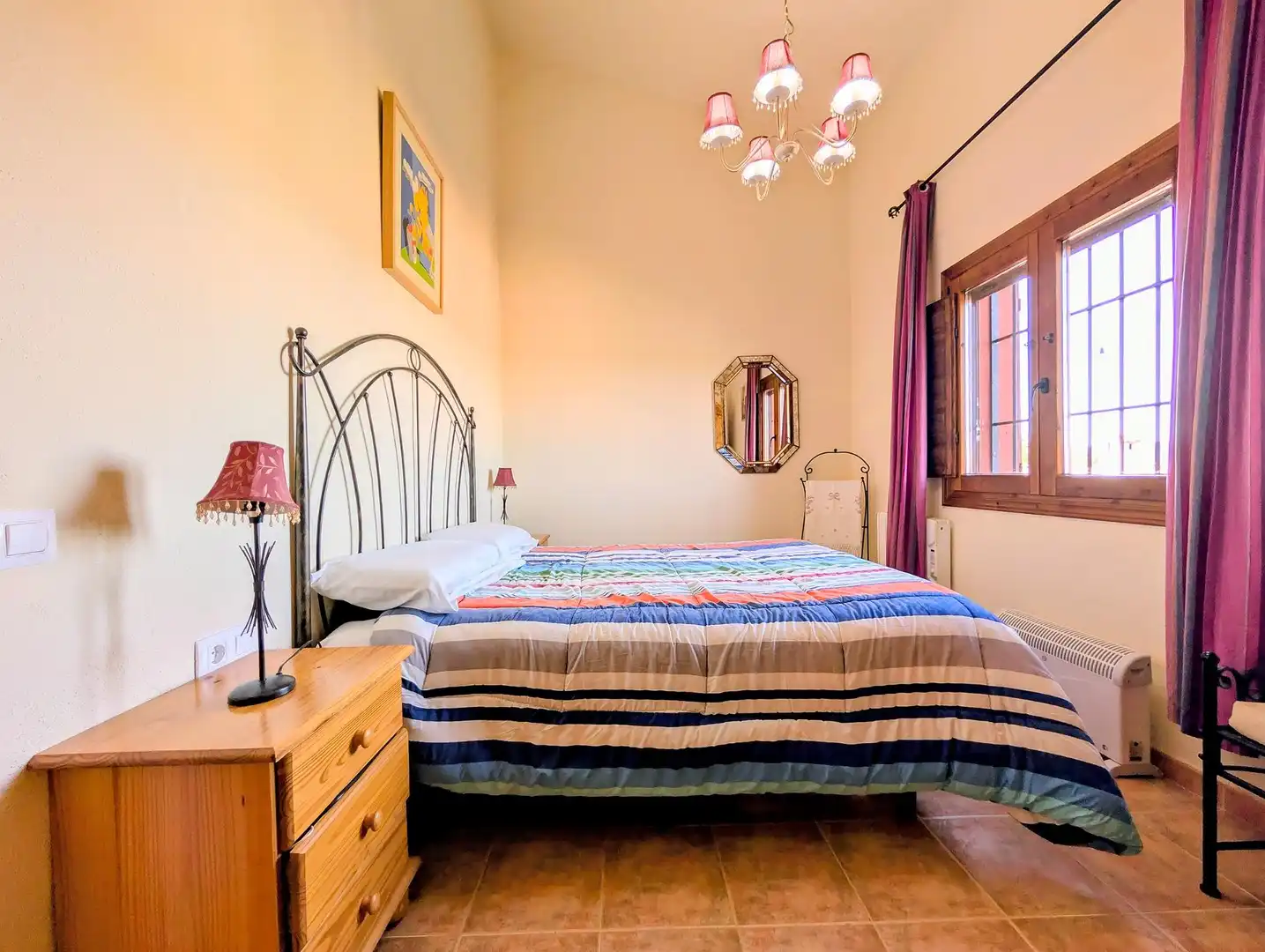 Habitación de Casa o chalet en venta en Vistabella del Maestrazgo con Calefacción y Alarma