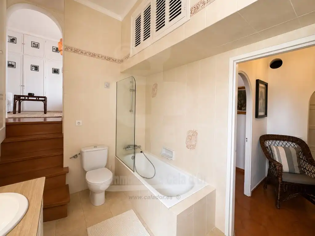 Bany de Casa o xalet en venda en Santanyí amb Aire condicionat, Jardí privat i Piscina