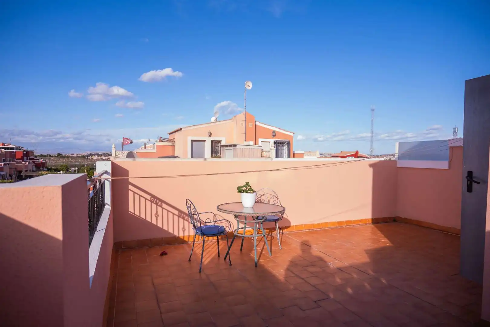 Terrassa de Casa adosada en venda en Los Montesinos amb Aire condicionat, Jardí privat i Terrassa