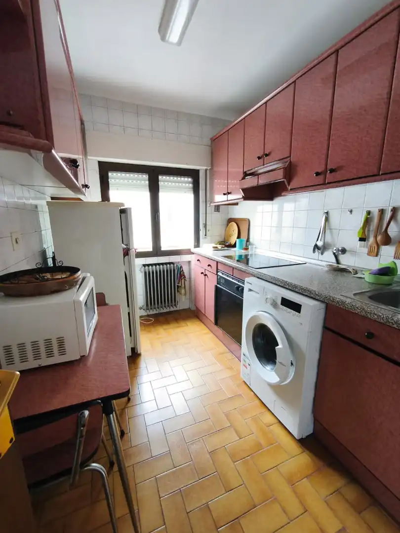 Cuina de Àtic en venda en Salamanca amb Calefacció, Terrassa i Forn