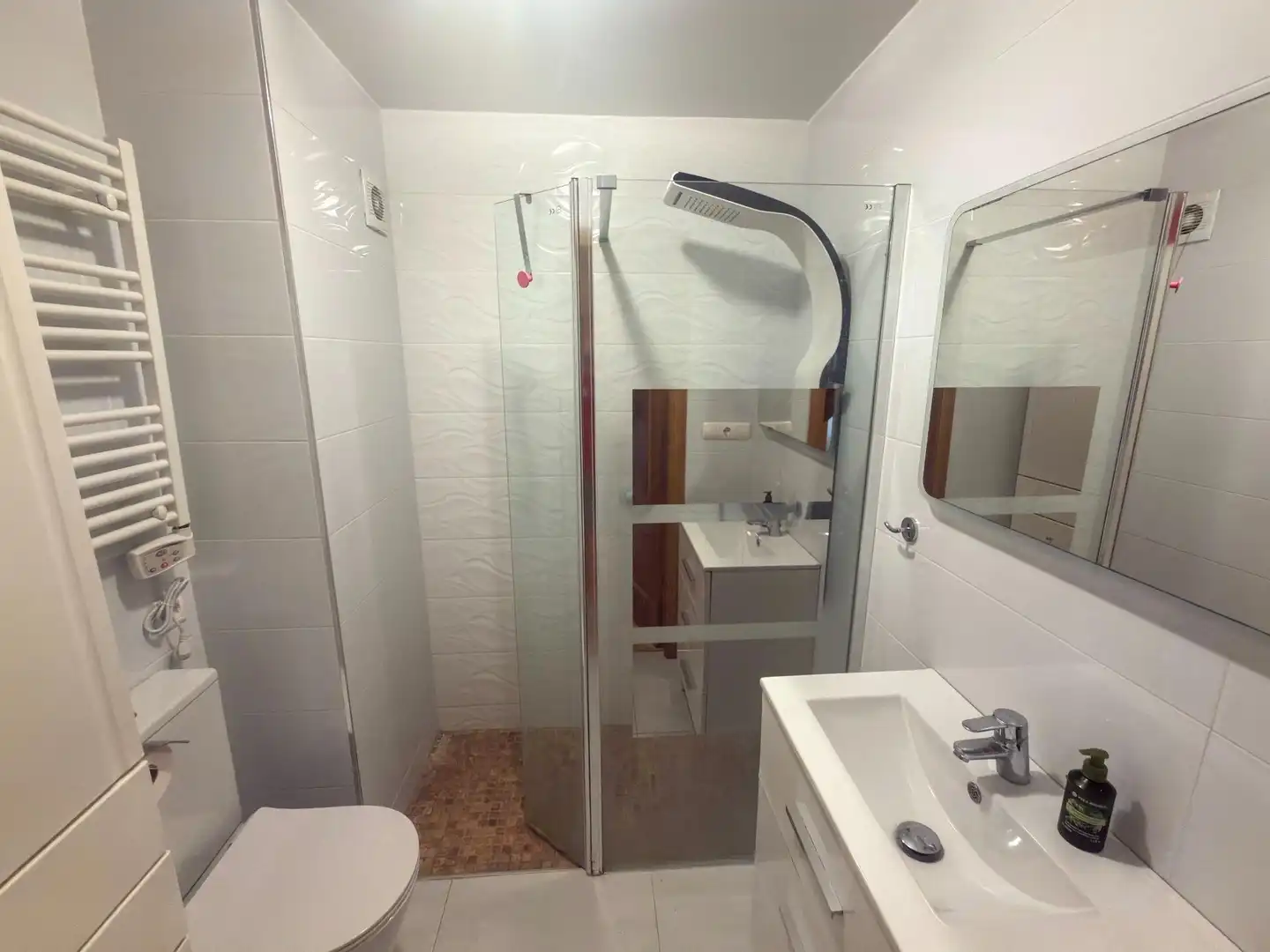 Apartament amb terrassa de lloguer a Calle HELENA 2, imagen 14