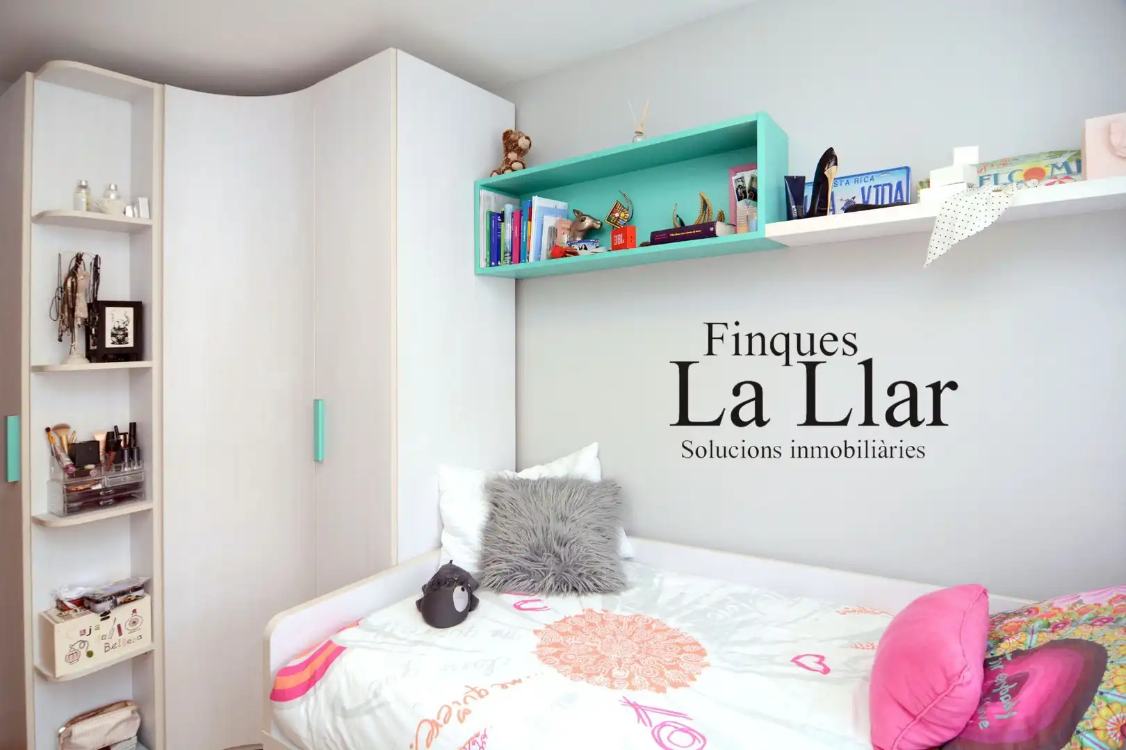Habitación de Casa adosada en venta en Gavà con Aire acondicionado y Calefacción