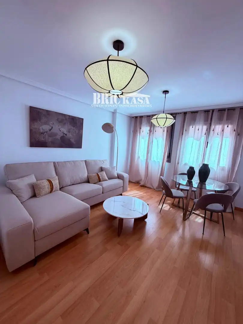 Wohnung mit Aufzug zur Miete in N/A, imagen 4