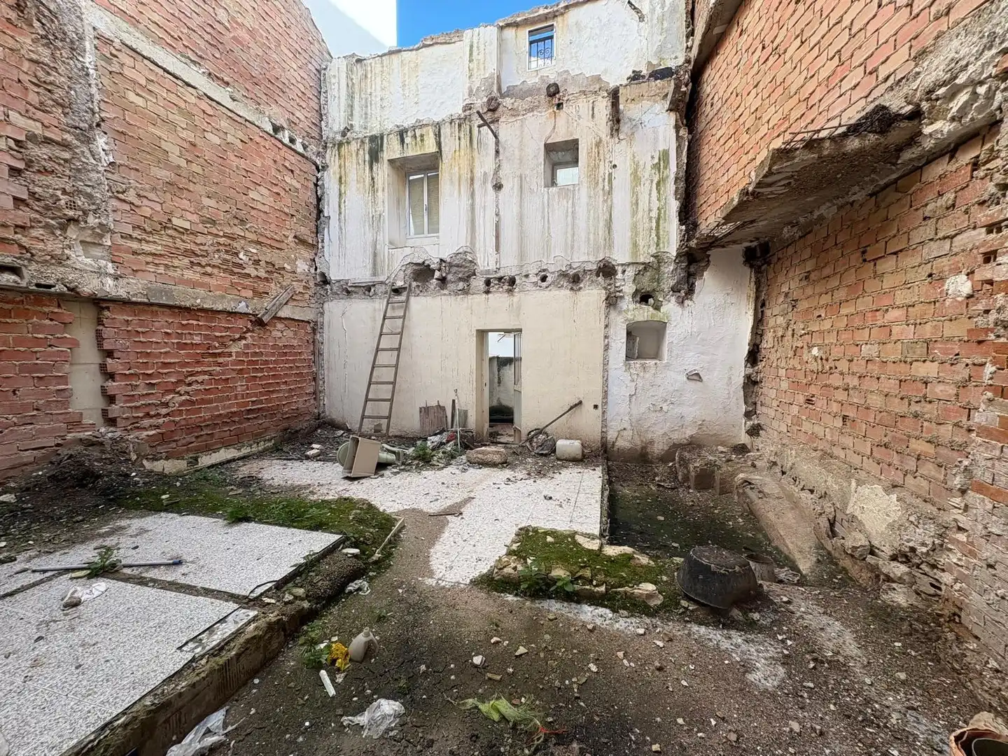 Vista exterior de Residencial en venta en Jaén