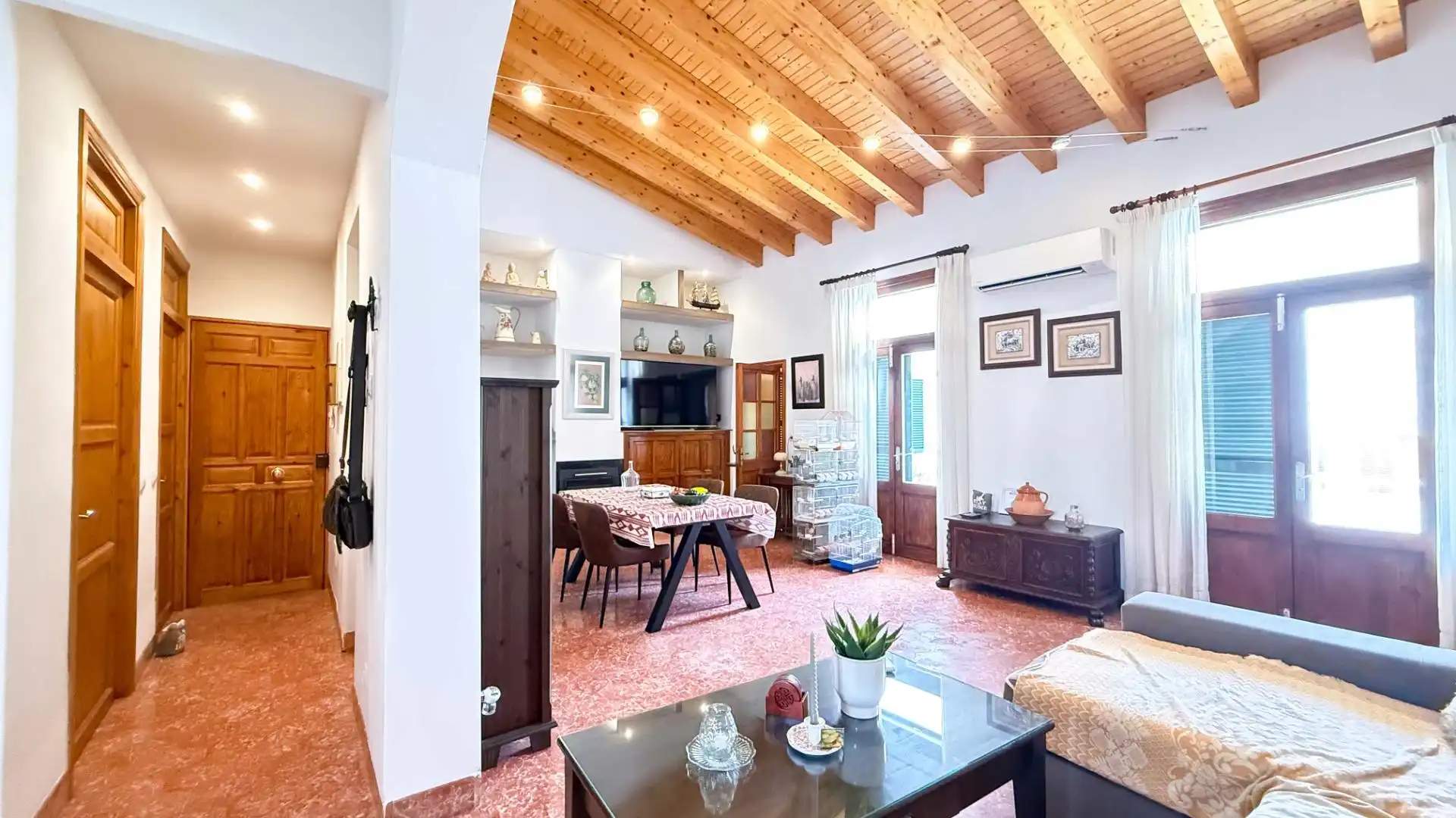 Flat for sale in Calle ISABEL MONTANER