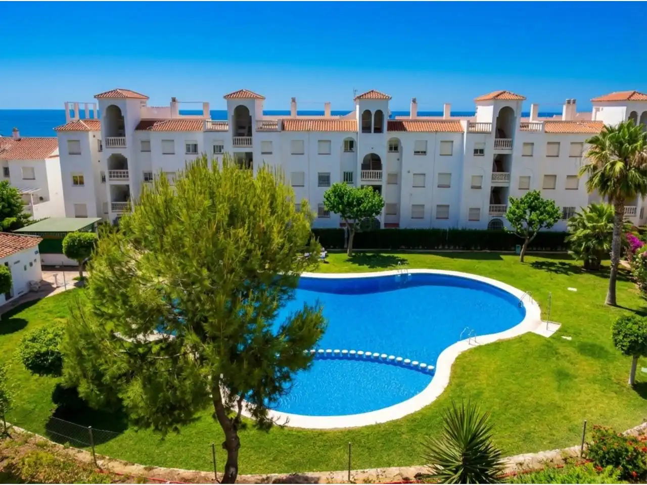 Piscina de Piso en venta en Rincón de la Victoria con Aire acondicionado, Terraza y Trastero