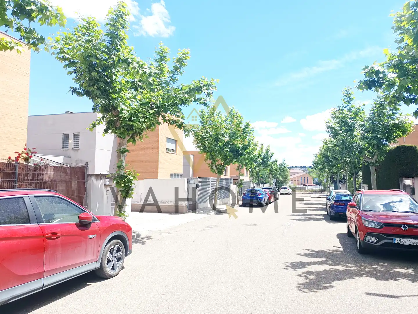 Vista exterior de Casa adosada en venta en Bargas con Aire acondicionado, Calefacción y Terraza