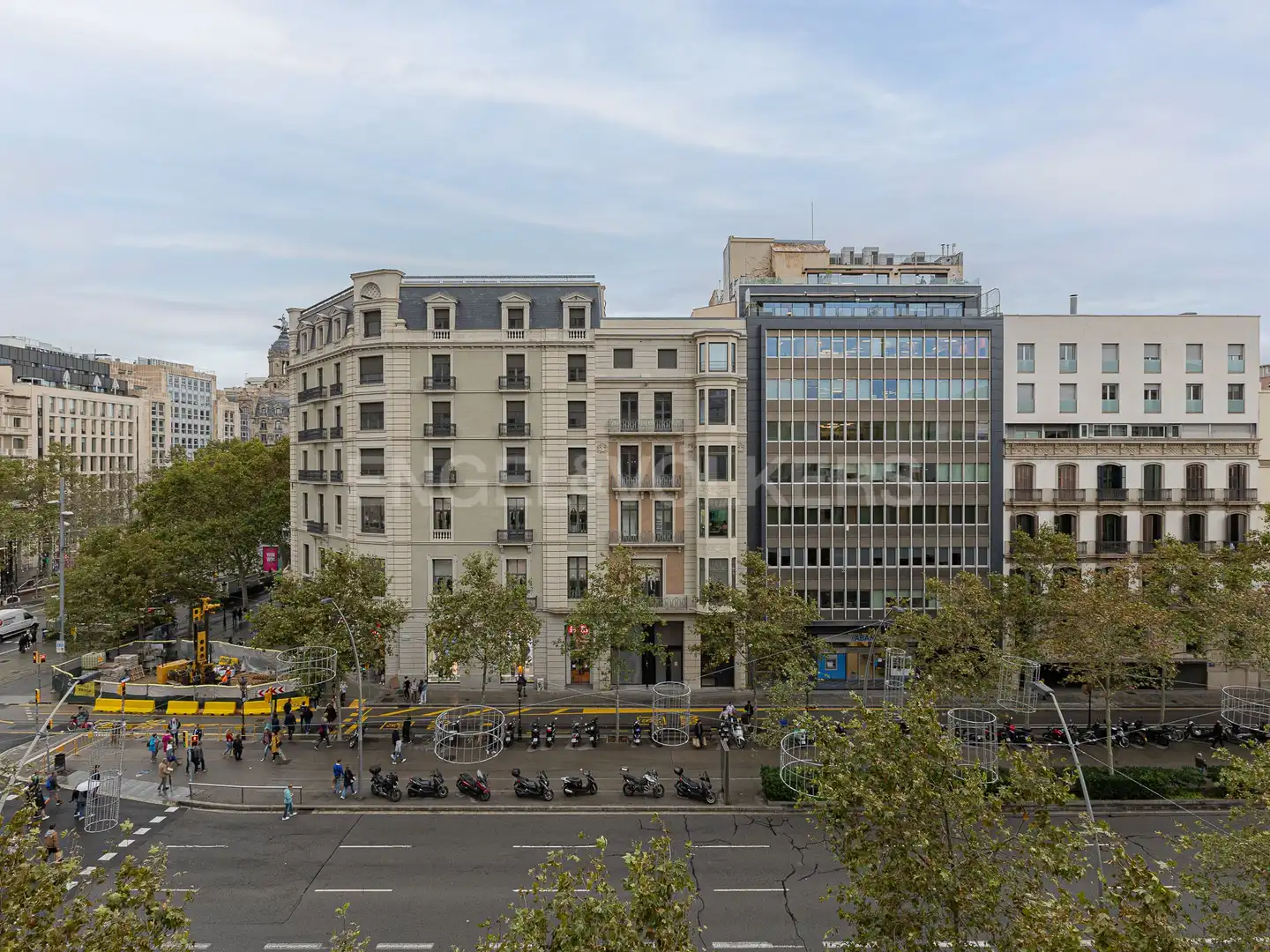 Außenansicht von Wohnung zur Miete in Barcelona mit Klimaanlage, Heizung und Parkett