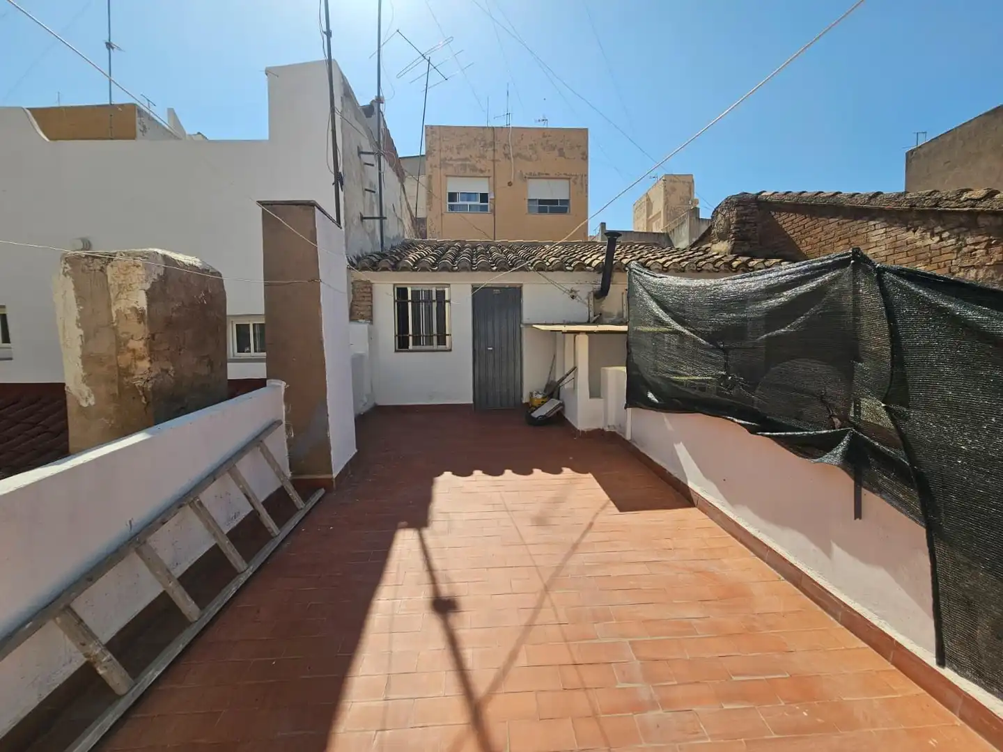 Vista exterior de Casa o chalet en venta en Sagunto / Sagunt con Calefacción, Terraza y Trastero