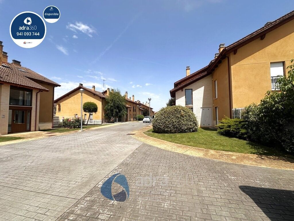 Exterior view of Duplex for sale in Sojuela  with Heating, Terrace and Storage room