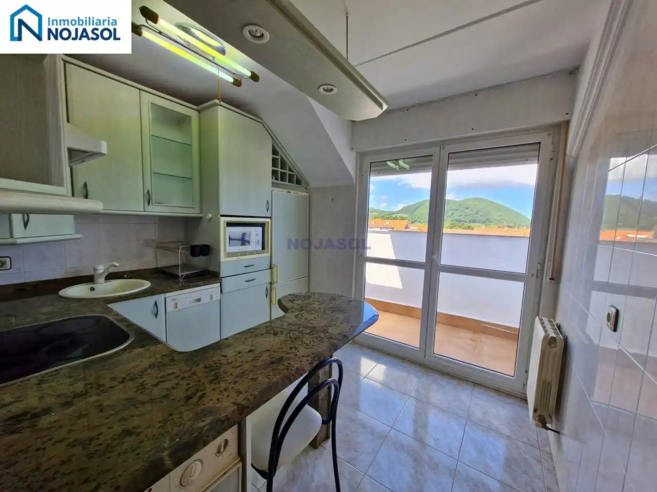 Mini appartamento con ascensore in vendita a Calle AVENIDA RIS, imagen 18