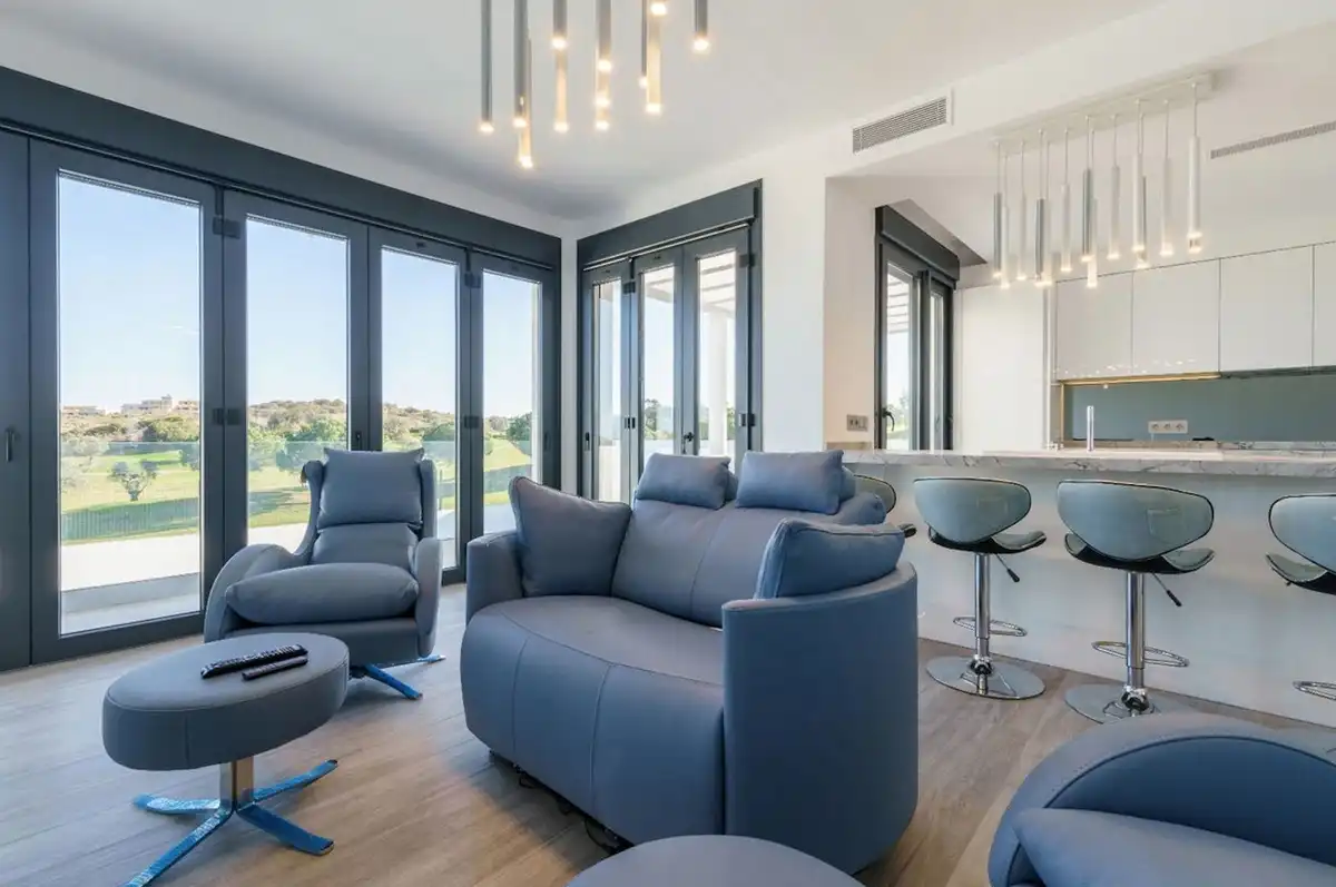 Sala de estar de Casa o chalet en venta en Mijas con Aire acondicionado, Jardín privado y Terraza