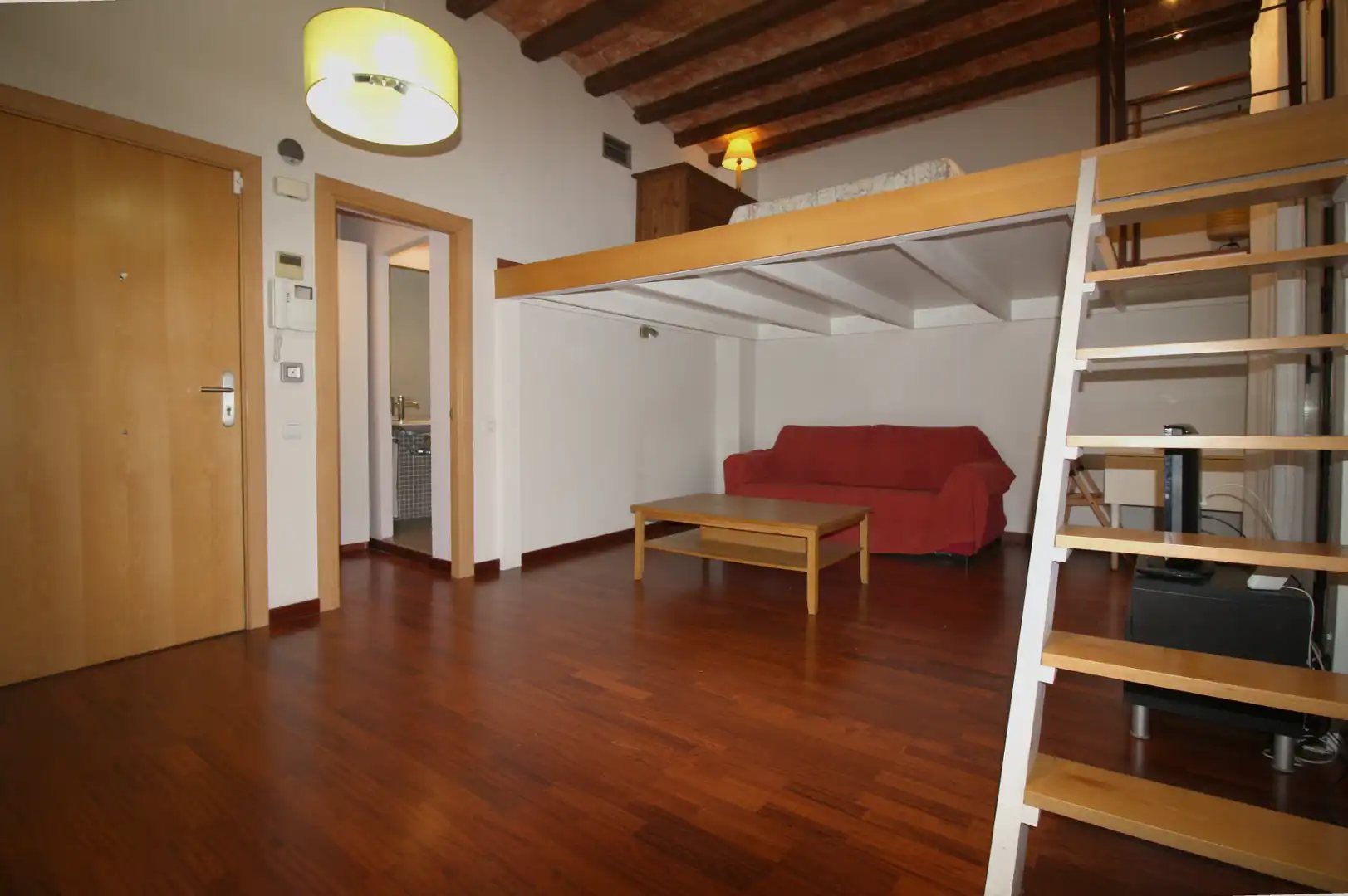 Wohnzimmer von Wohnung zum Verkauf in Barcelona mit Klimaanlage, Heizung und Parkett