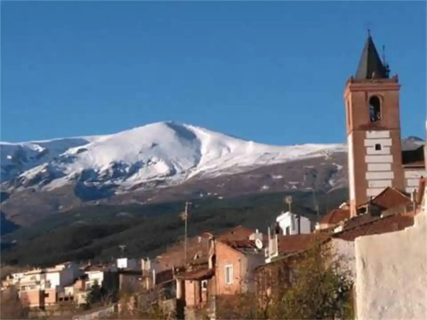 Vista exterior de Terreno en venta en Jérez del Marquesado
