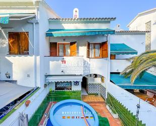 Exterior view of Single-family semi-detached for sale in Arenys de Mar  with Air Conditioner, Heating and Private garden