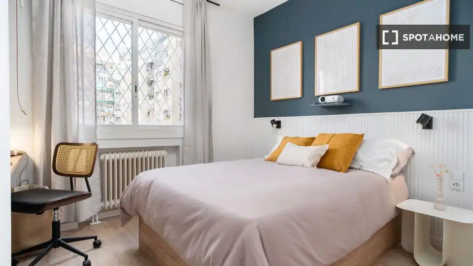 Room in Barcelona, Barcelona