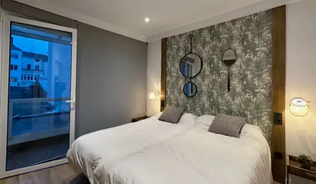 Habitación de Piso en venta en Santiago de Compostela  con Aire acondicionado, Calefacción y Parquet