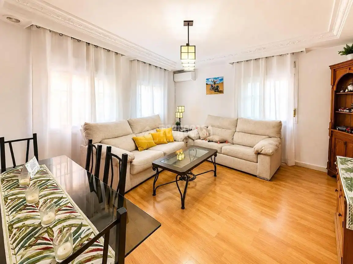 Living room of Flat for sale in Illescas  with Air Conditioner, Heating and Terrace