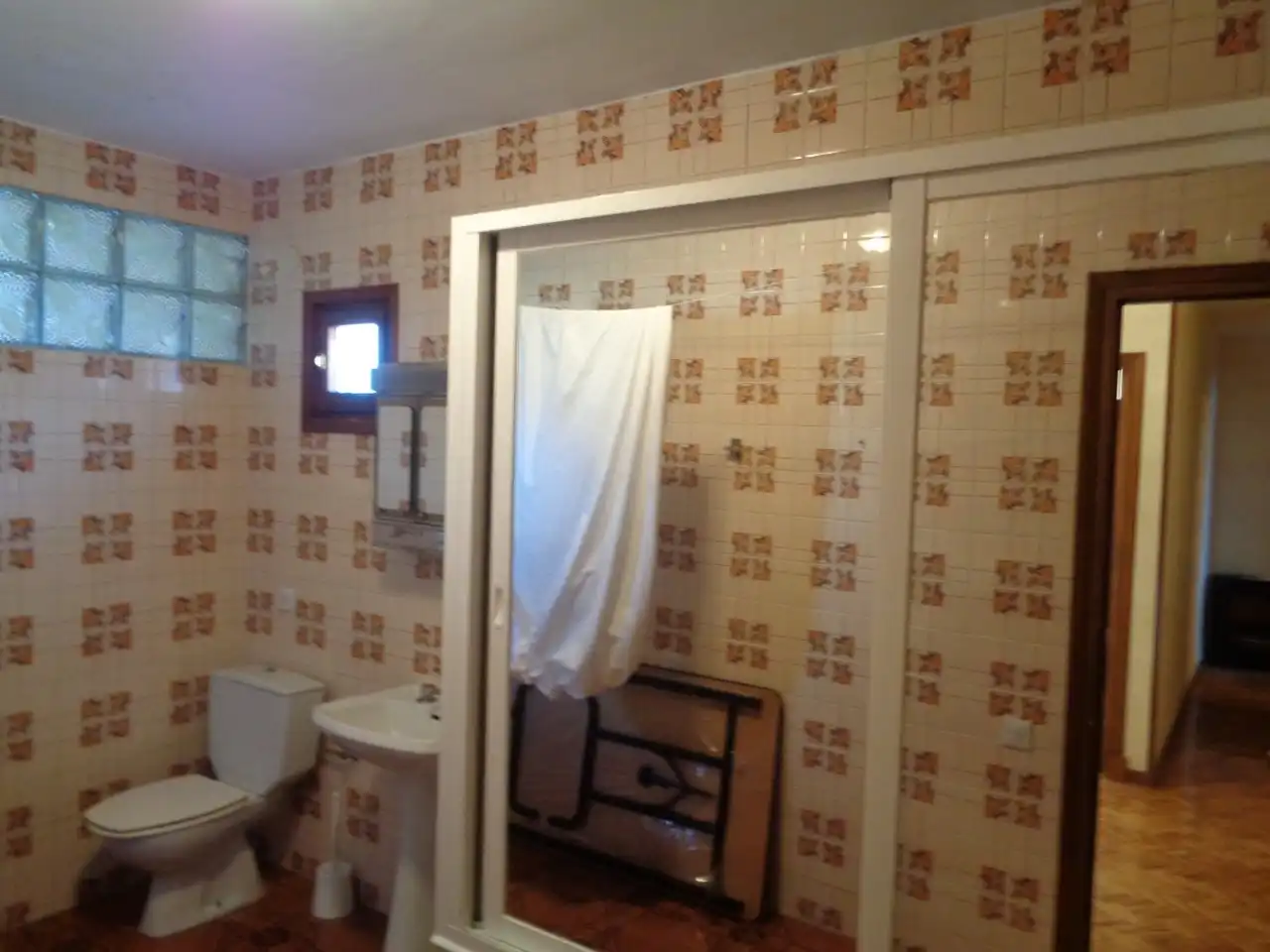 Badezimmer von Country house zum Verkauf in San Asensio mit Heizung