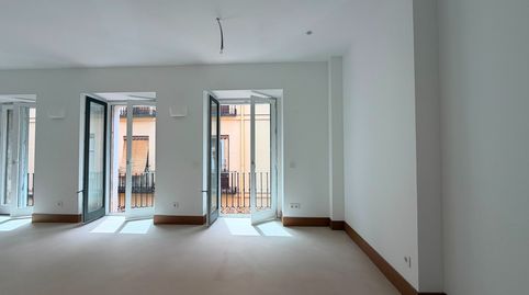 Photo 2 of Flat for sale in Universidad - Malasaña, Madrid Capital