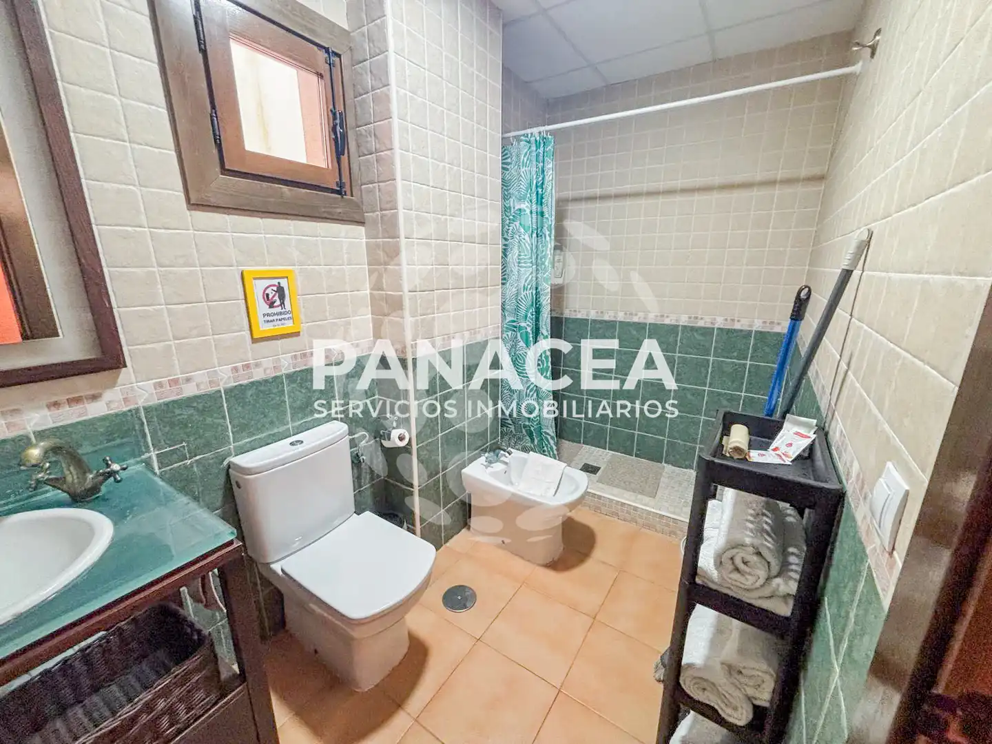 Piso en venta en Carataunas con Terraza, Amueblado y Horno