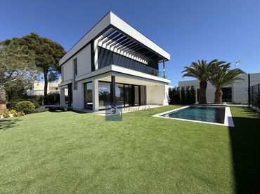 Casa con piscina en venta en Pedraforca