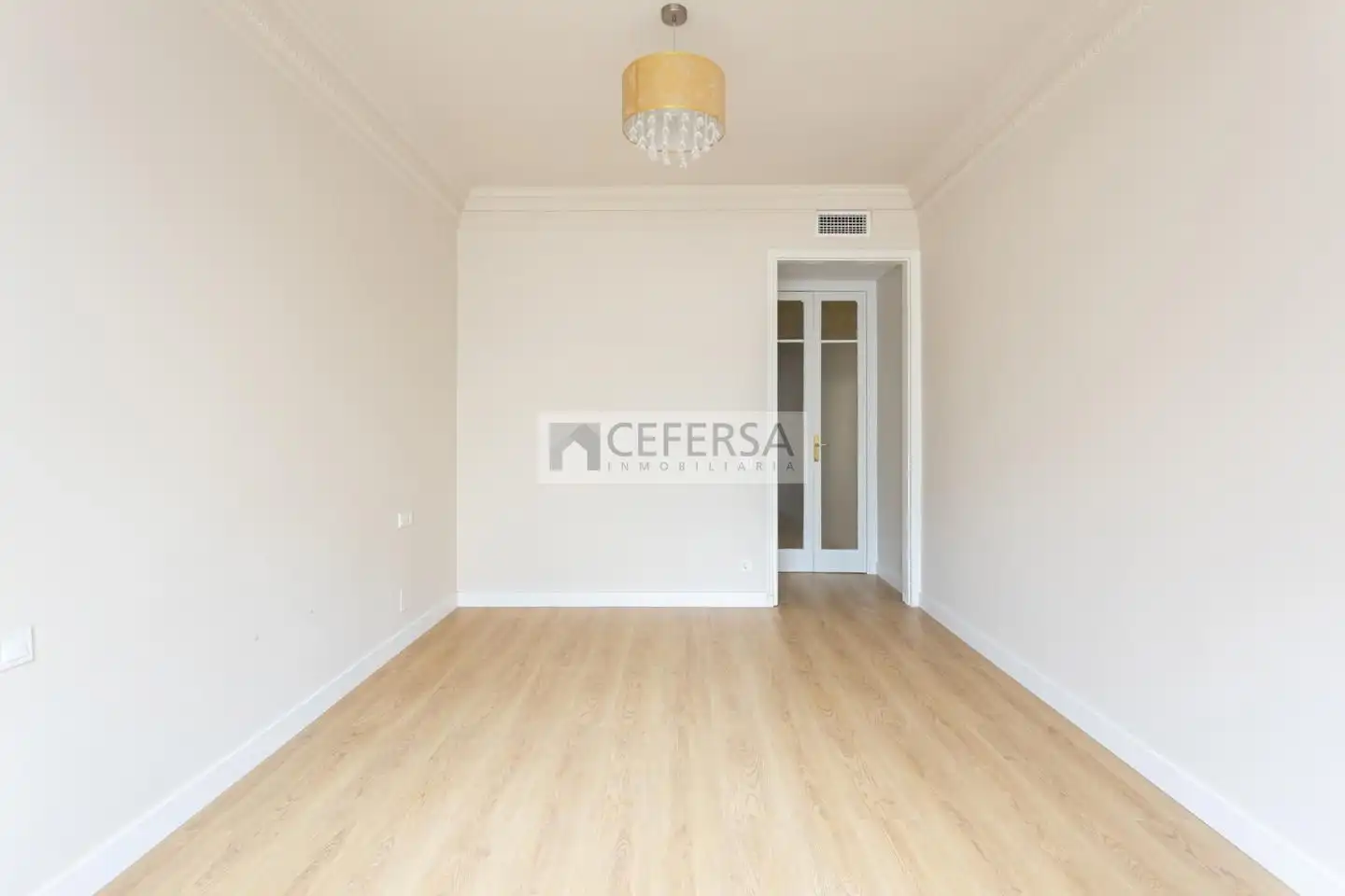 Bedroom of Flat for sale in Barcelona  with Air Conditioner, Heating and Parquet flooring
