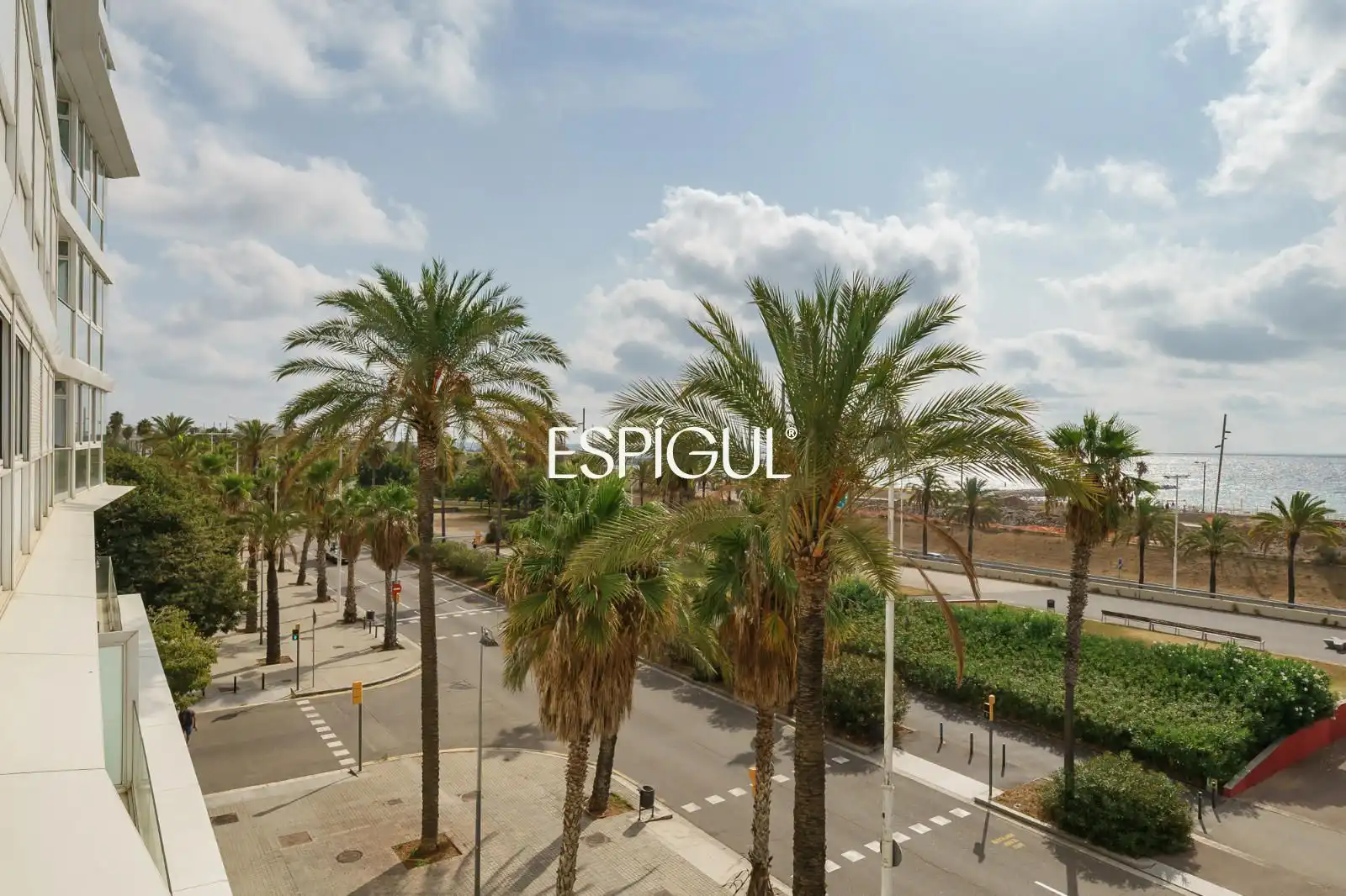 Vista exterior de Piso en venta en Barcelona con Aire acondicionado, Calefacción y Terraza