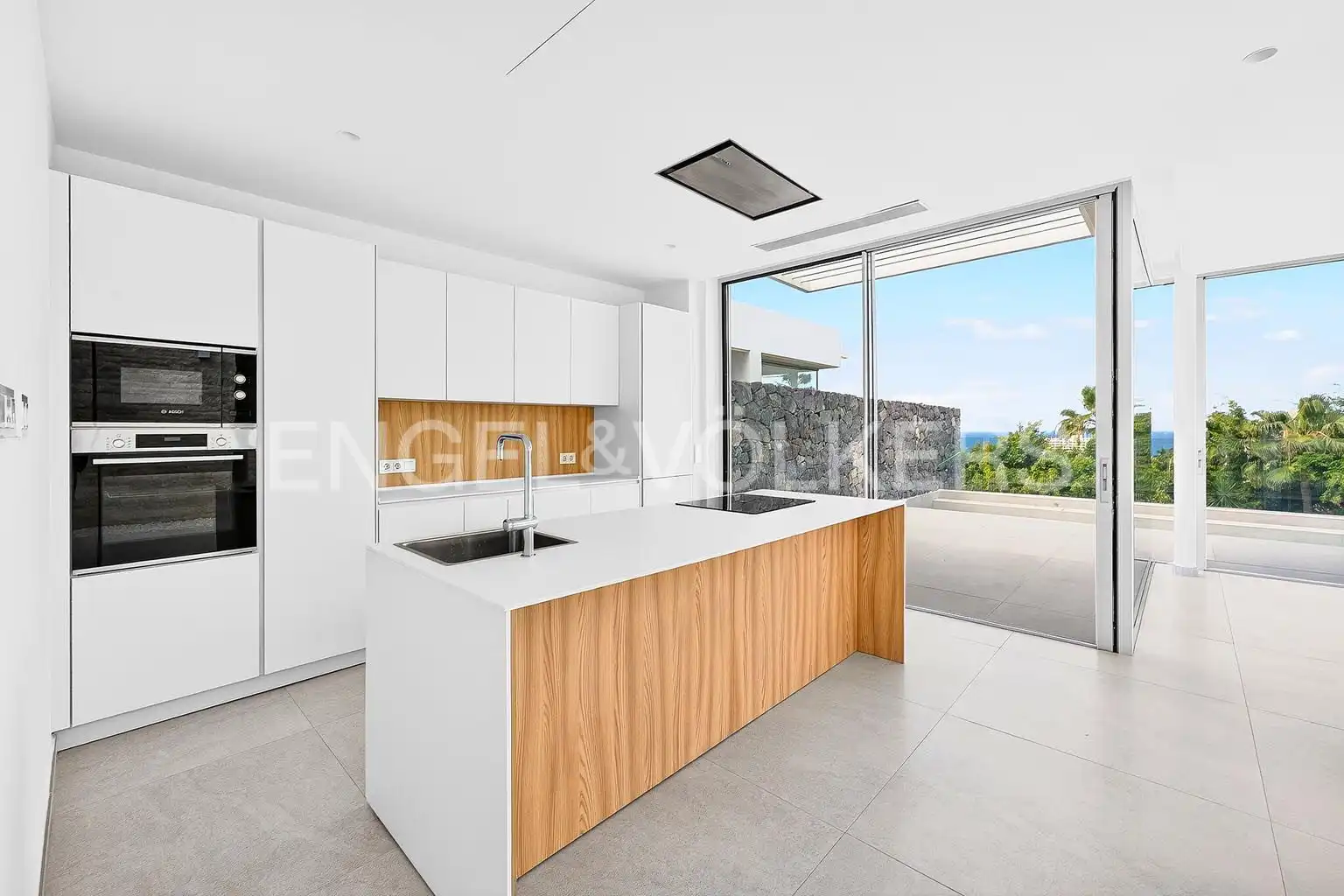 Cocina de Casa o chalet en venta en Adeje con Aire acondicionado, Terraza y Piscina