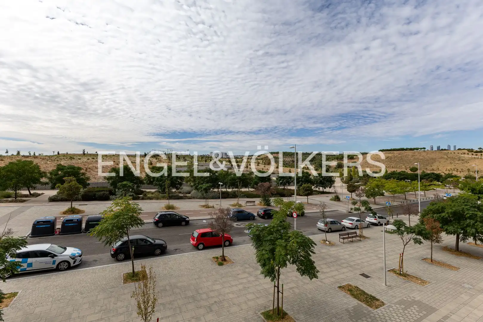 Exterior view of Flat for rent in Hortaleza
