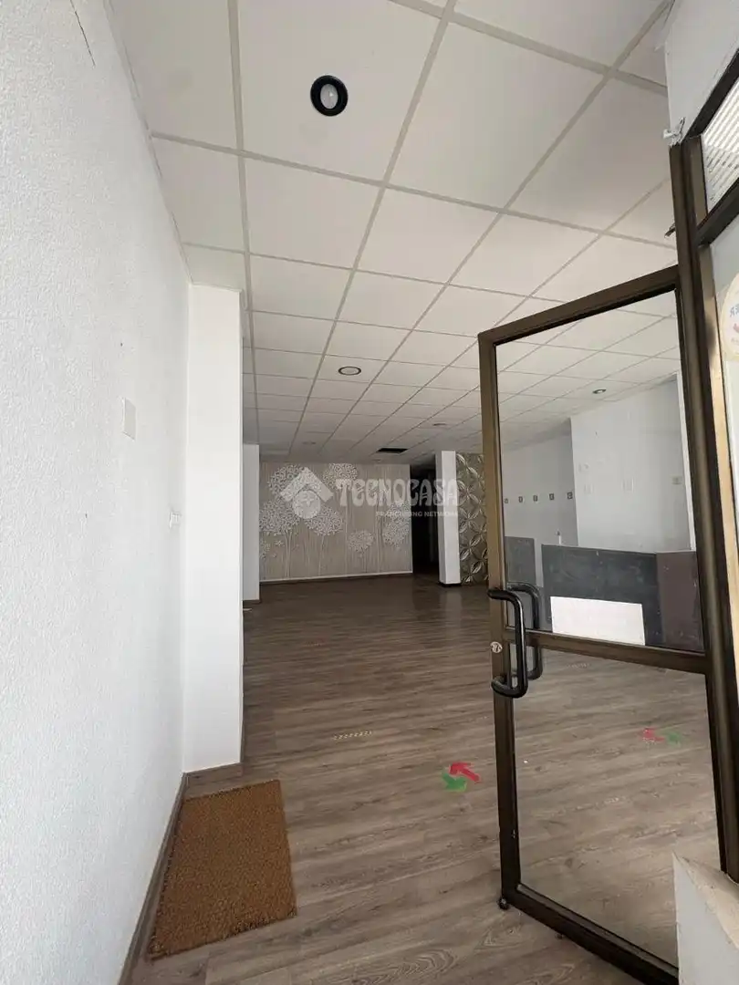 Local comercial en alquiler en Trigueros, imagen 3