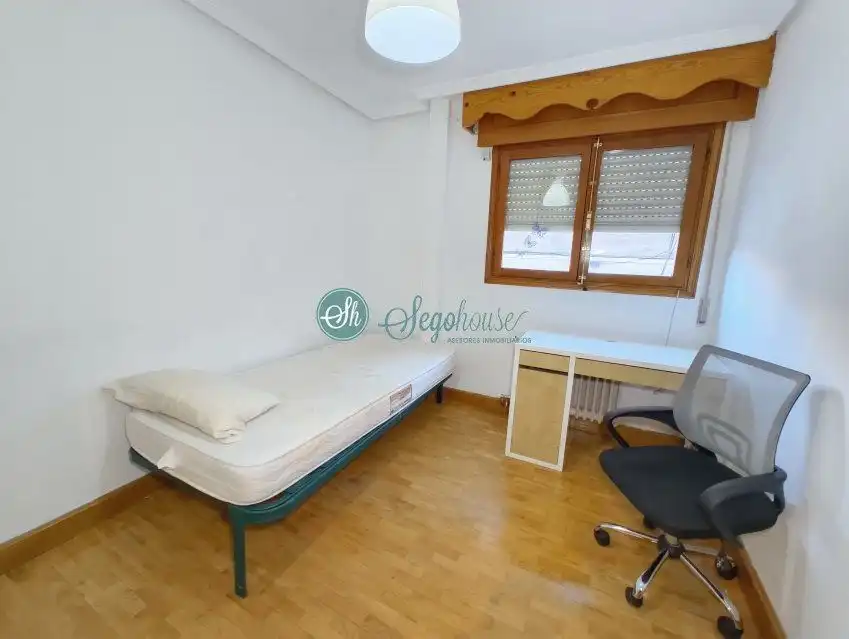 Habitación de Piso en venta en Plaza Mayor - San Agustín