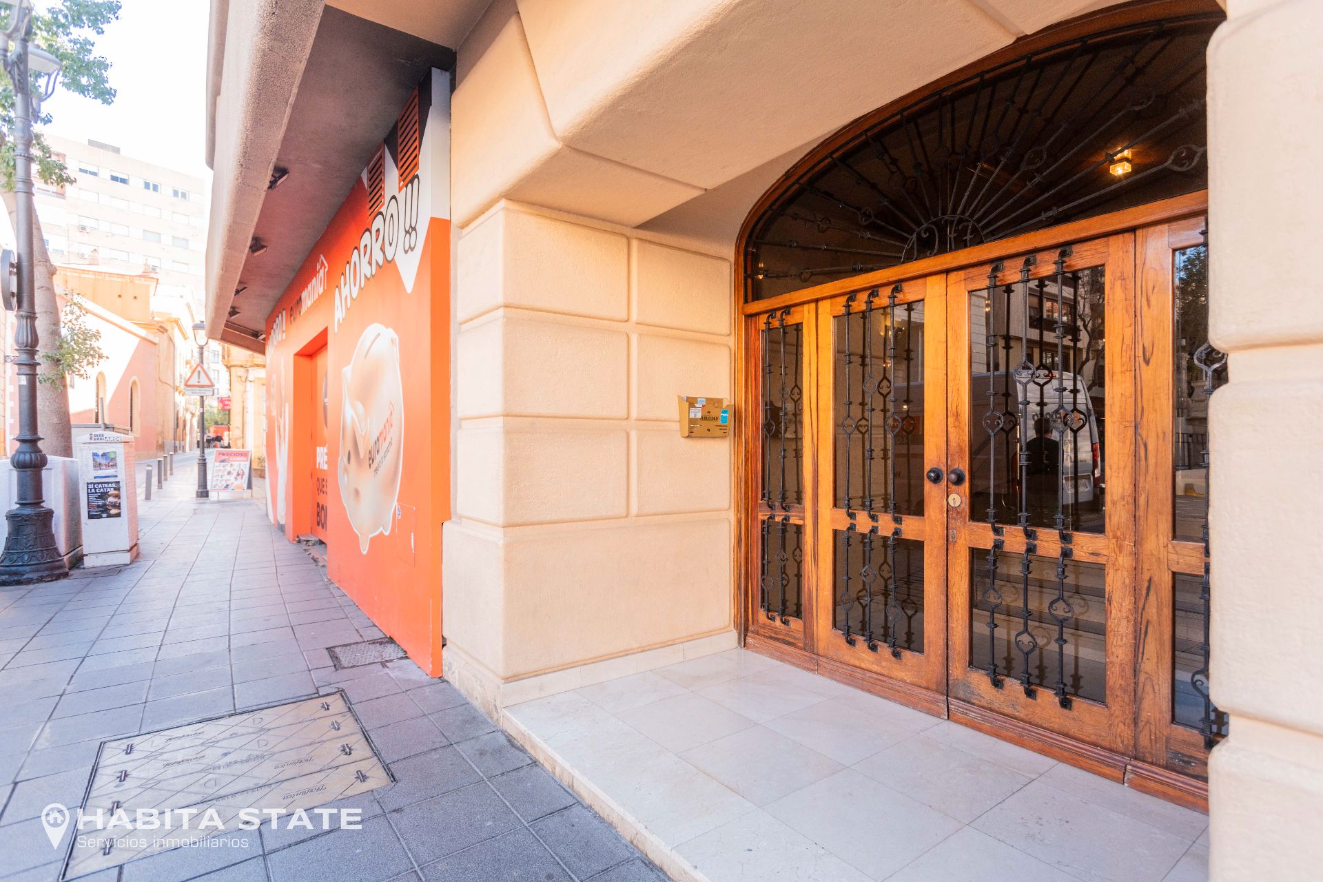 Exterior view of Flat for sale in  Almería Capital  with Air Conditioner, Heating and Oven