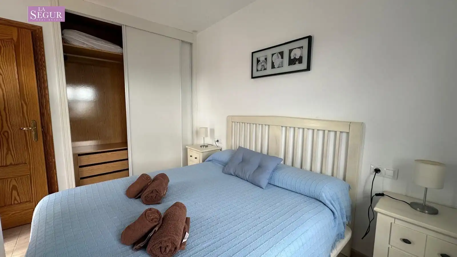 Bedroom of Flat for sale in Conil de la Frontera  with Terrace, Furnished and Community pool