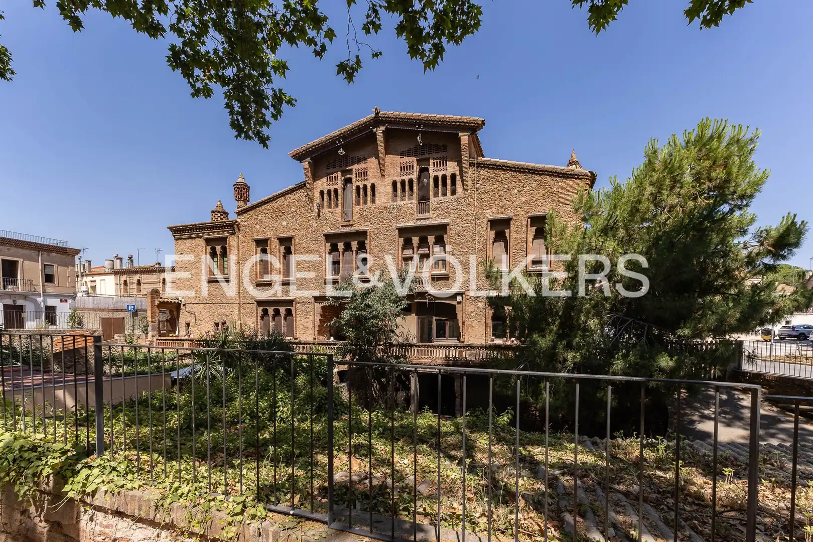 Vista exterior de Casa o xalet en venda en Santa Coloma de Cervelló amb Calefacció, Jardí privat i Terrassa