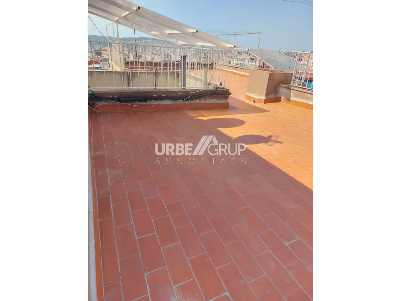Terraza de Piso en venta en Terrassa con Calefacción, Terraza y Alarma