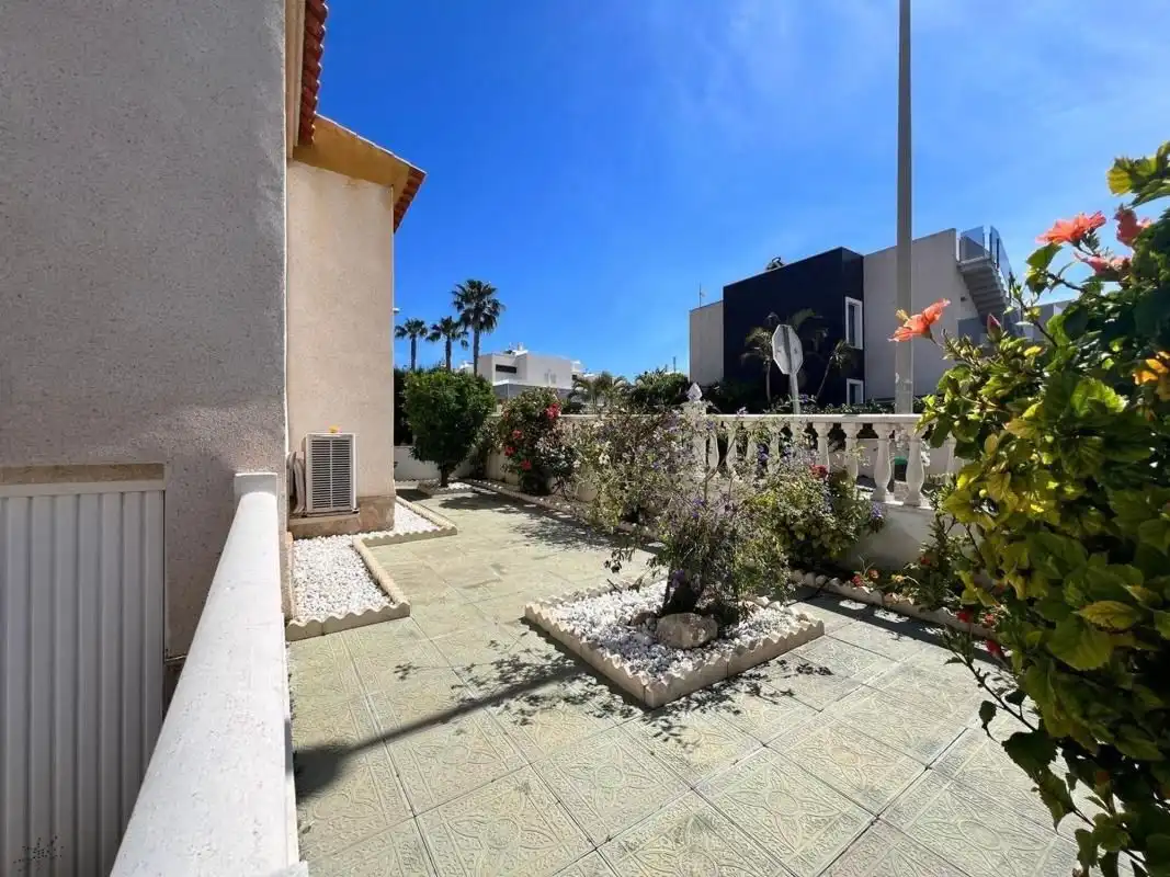 Casa con piscina in vendita a Playa de los Locos, imagen 5