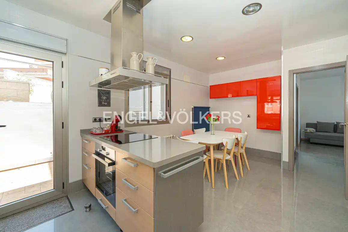 Cocina de Casa o chalet en venta en La Nucia con Aire acondicionado, Jardín privado y Piscina