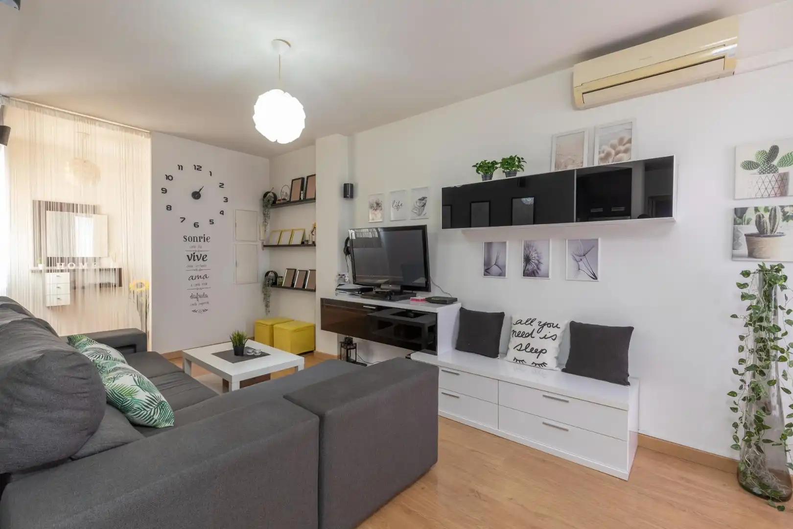 Sala d'estar de Àtic en venda en Alhendín amb Aire condicionat, Terrassa i Traster