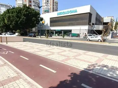 Vista exterior de Piso en venta en Málaga con Aire acondicionado, Amueblado y Lavadora