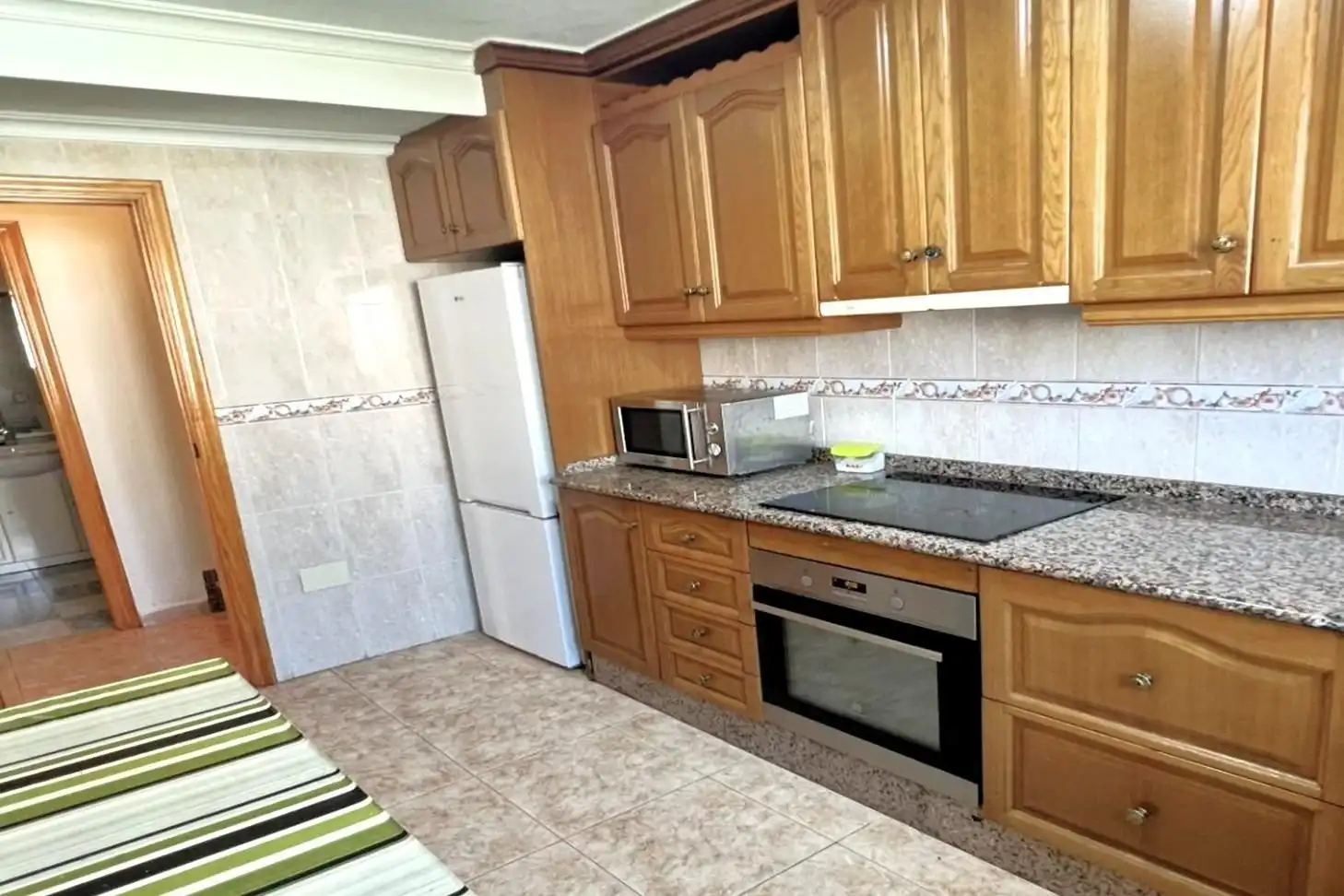 Casa pareada con jardín en venta en Calle C. Meridiano 4, imagen 23