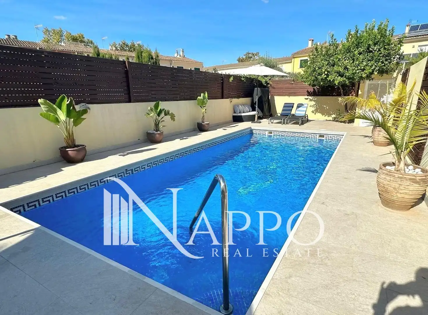 Piscina de Casa o xalet de lloguer en  Palma de Mallorca amb Aire condicionat, Calefacció i Jardí privat