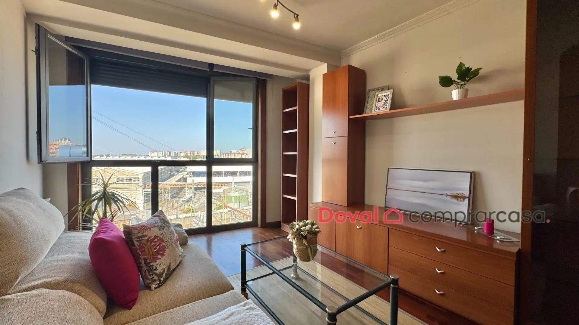 Living room of Flat for sale in Vigo   with Heating and Storage room