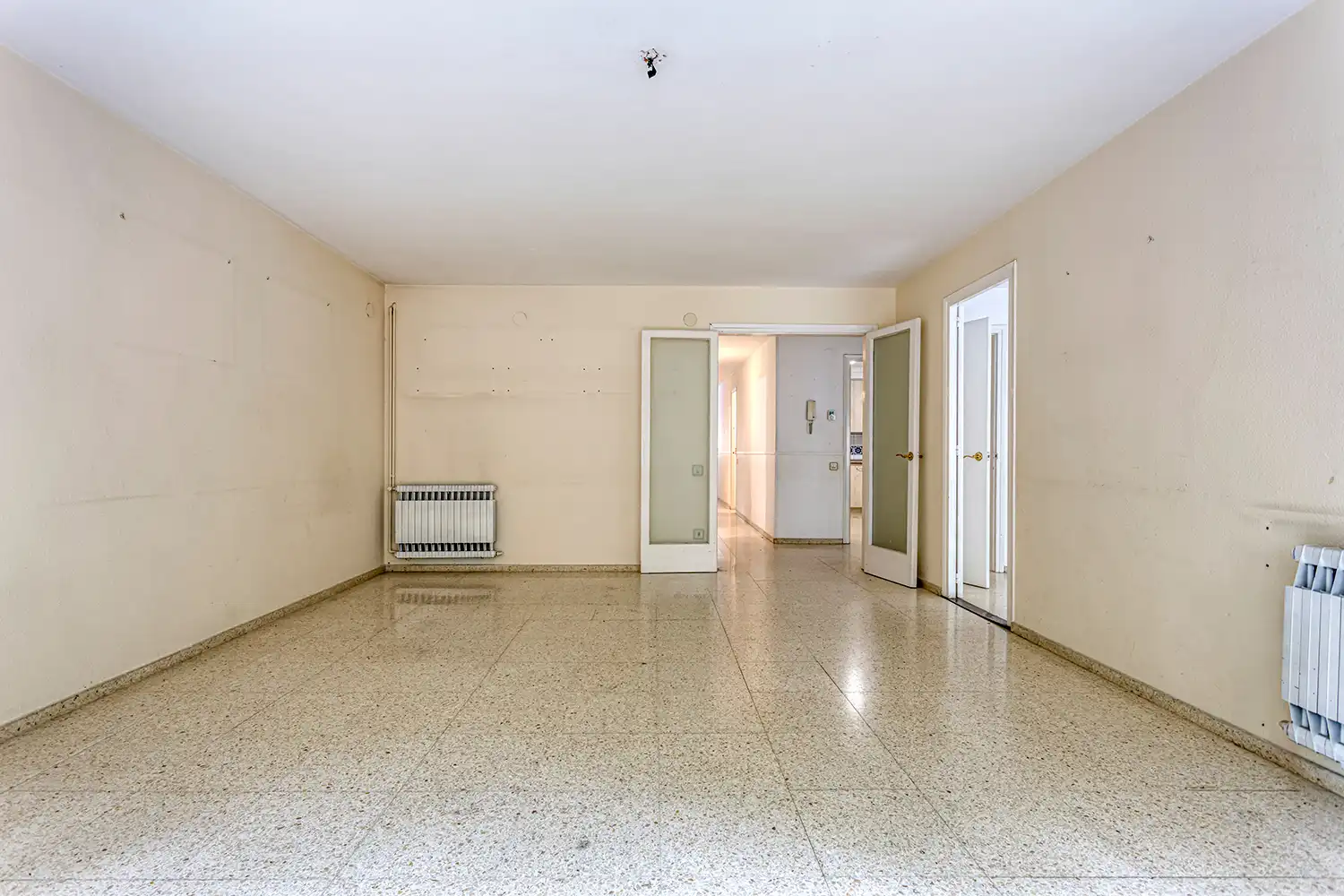Piso en venta en Igualada con Calefacción, Terraza y Horno